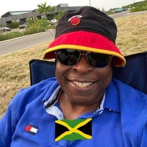 Meet your Posher, Waynie